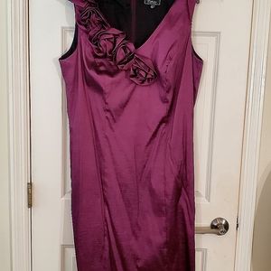 Purple Sleeveless Dress with Flower Detail